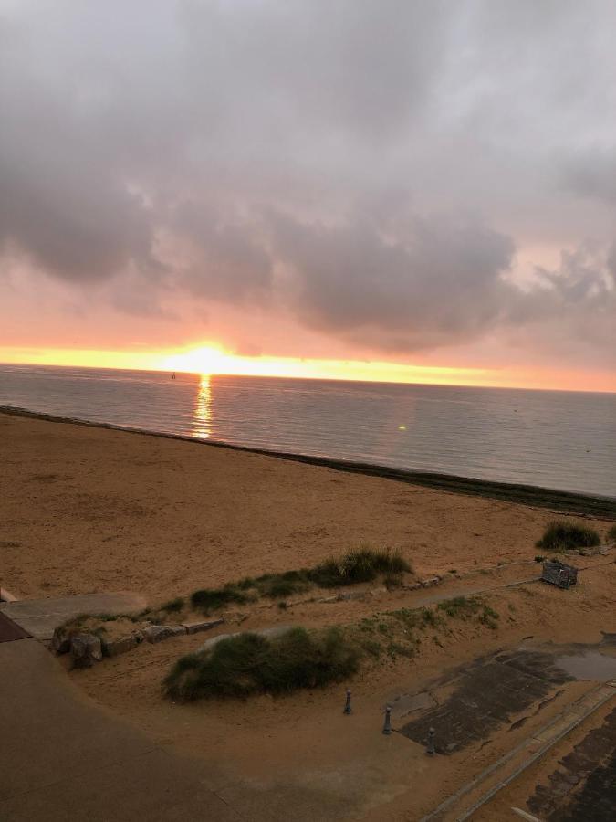 Apartament La Mouette Courseulles-sur-Mer Zewnętrze zdjęcie